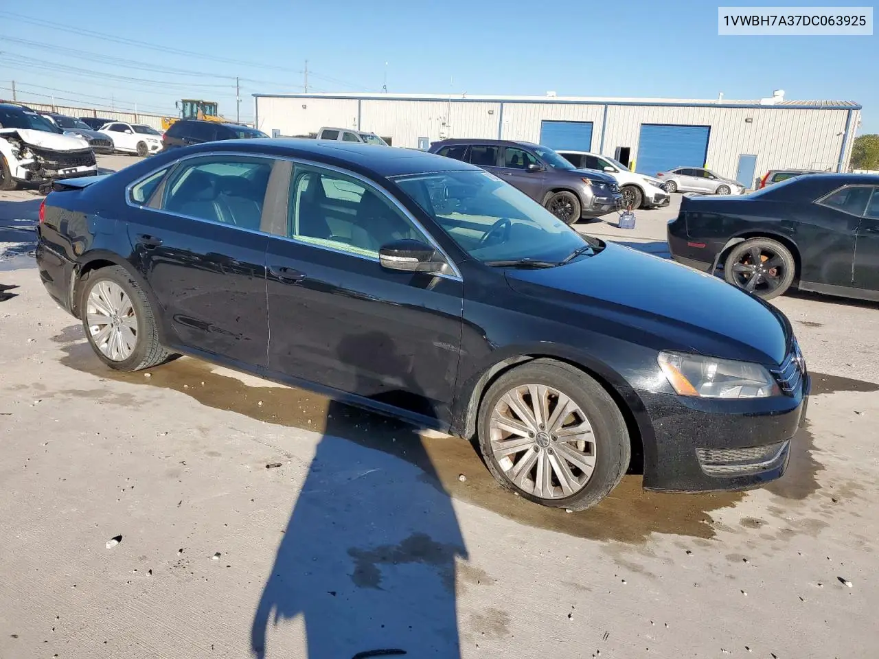 1VWBH7A37DC063925 2013 Volkswagen Passat Se