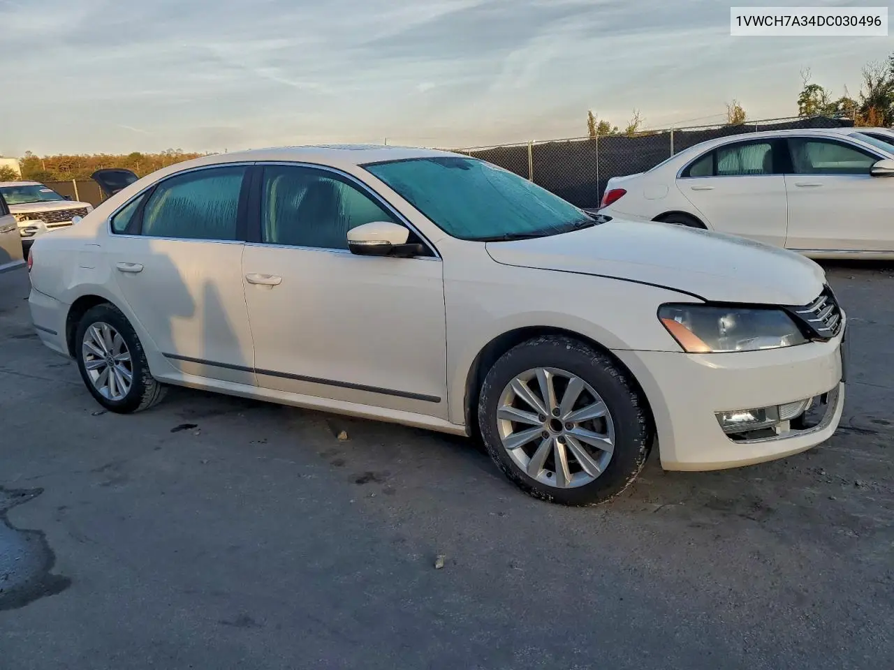 1VWCH7A34DC030496 2013 Volkswagen Passat Sel