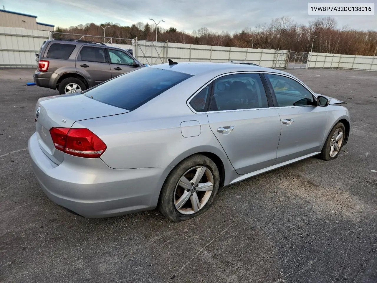 1VWBP7A32DC138016 2013 Volkswagen Passat Se