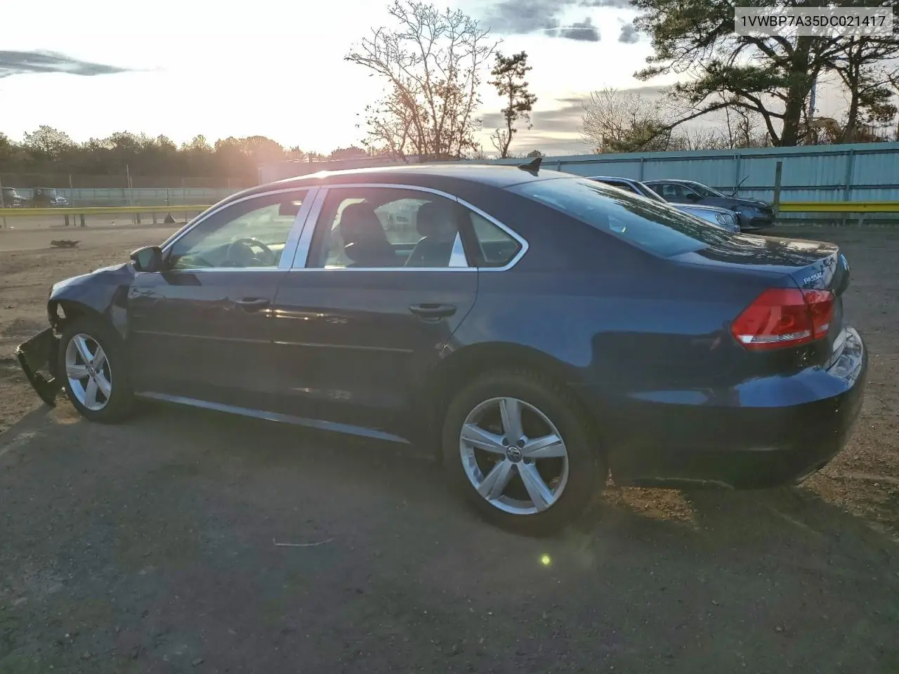 1VWBP7A35DC021417 2013 Volkswagen Passat Se