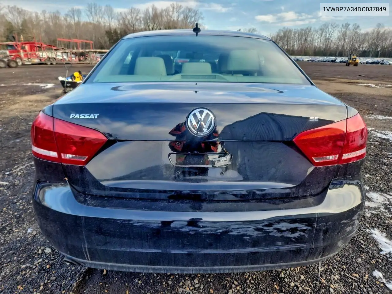 1VWBP7A34DC037849 2013 Volkswagen Passat Se