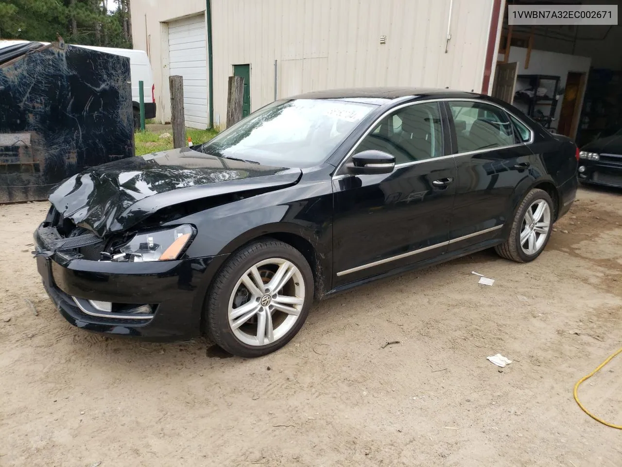 1VWBN7A32EC002671 2014 Volkswagen Passat Se