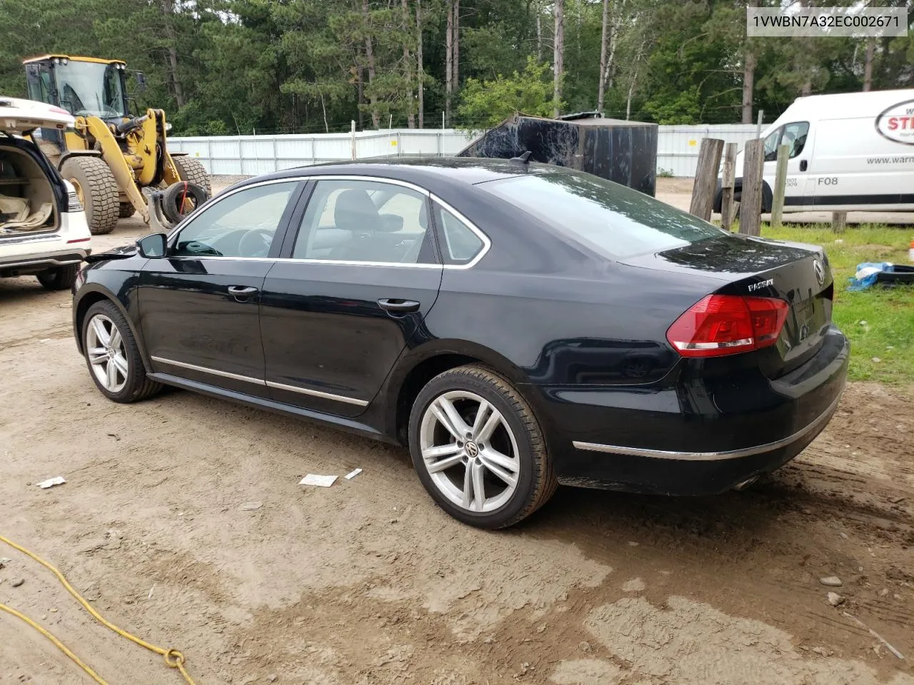 1VWBN7A32EC002671 2014 Volkswagen Passat Se