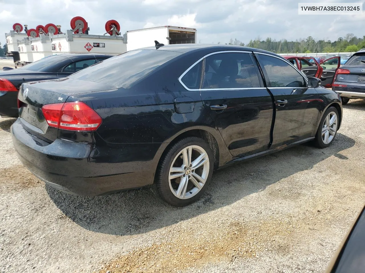 1VWBH7A38EC013245 2014 Volkswagen Passat Se