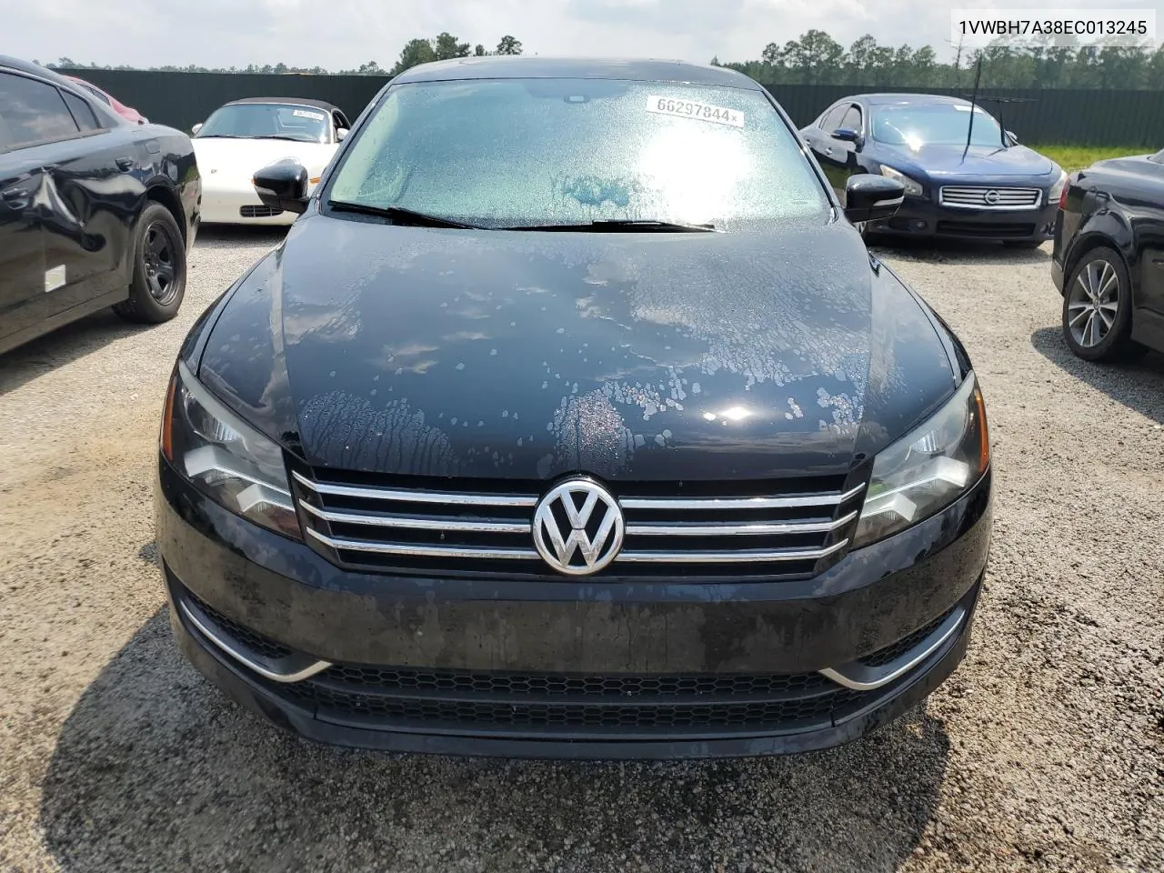 1VWBH7A38EC013245 2014 Volkswagen Passat Se