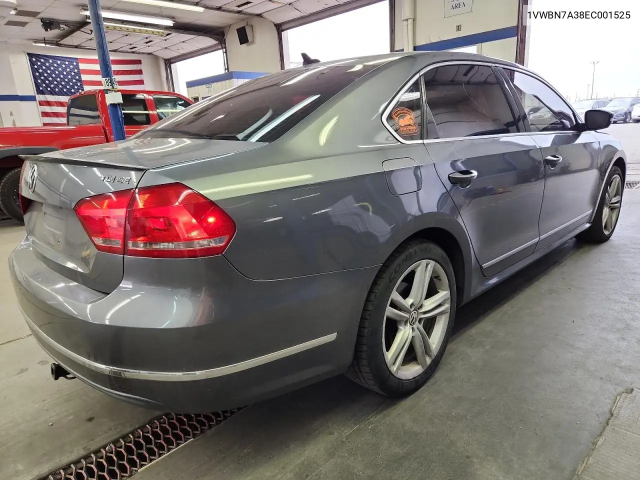 1VWBN7A38EC001525 2014 Volkswagen Passat Se