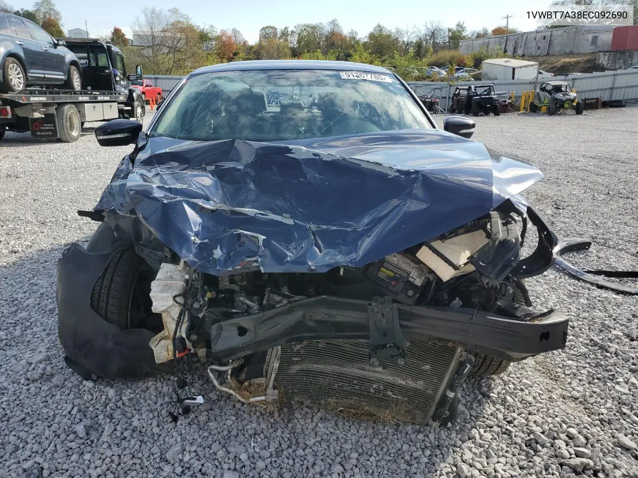 1VWBT7A38EC092690 2014 Volkswagen Passat Se