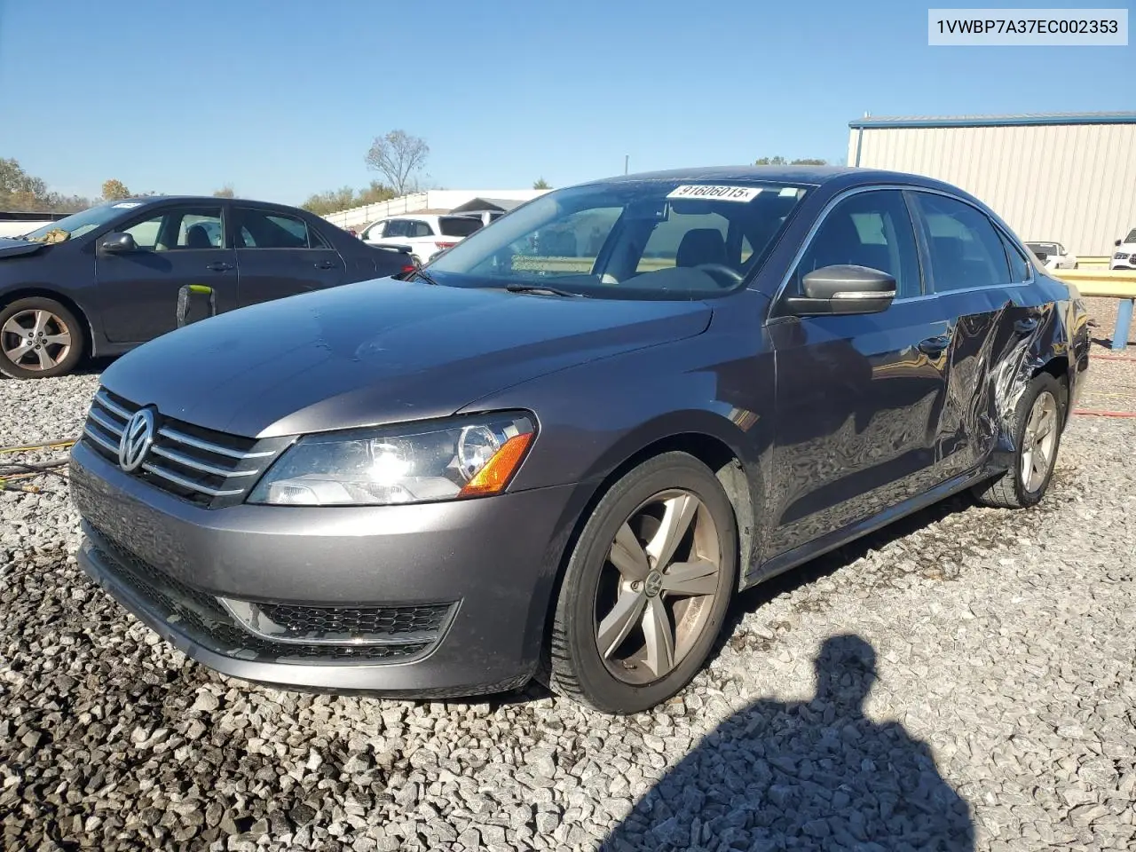 1VWBP7A37EC002353 2014 Volkswagen Passat Se