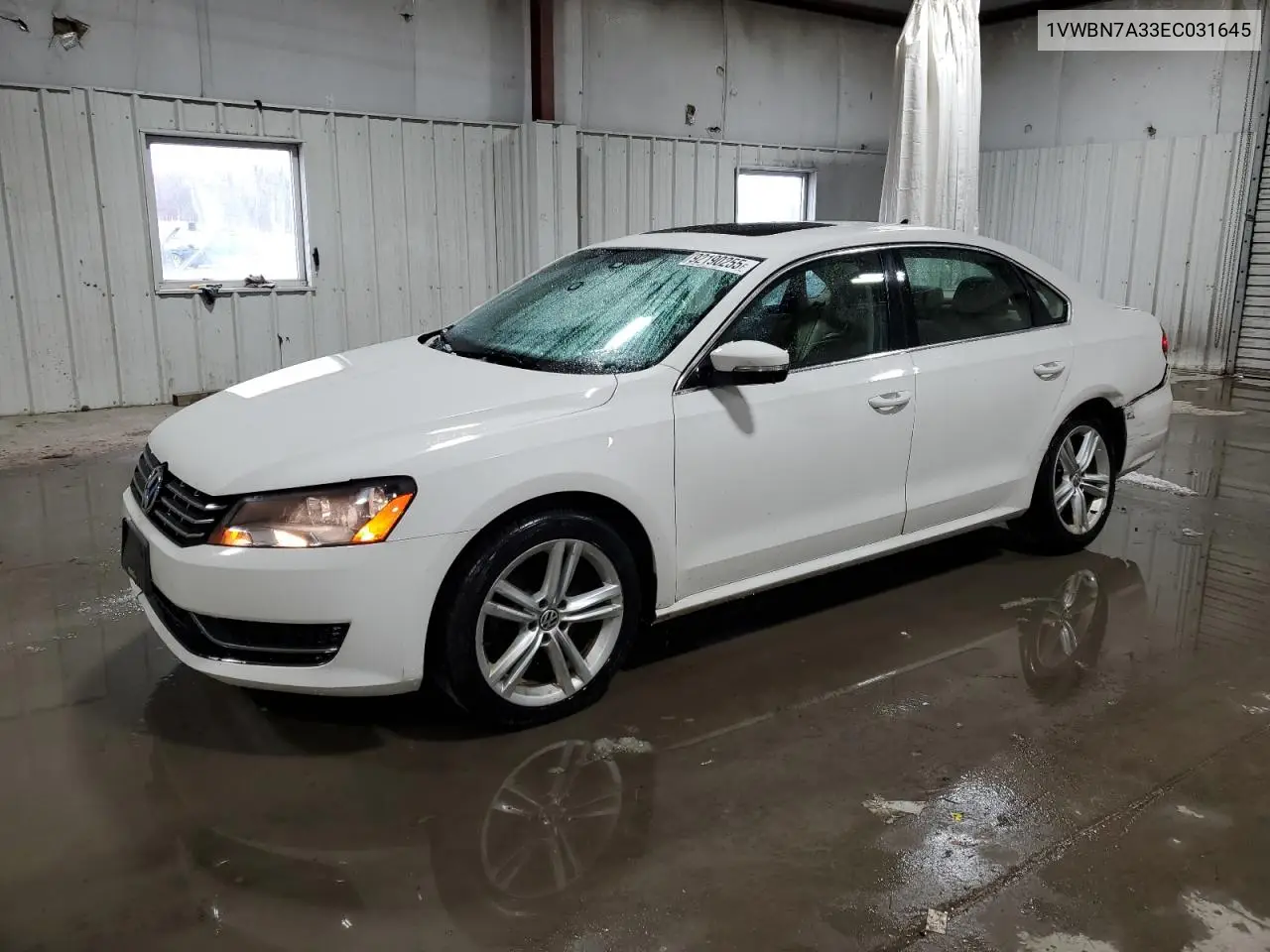 1VWBN7A33EC031645 2014 Volkswagen Passat Se