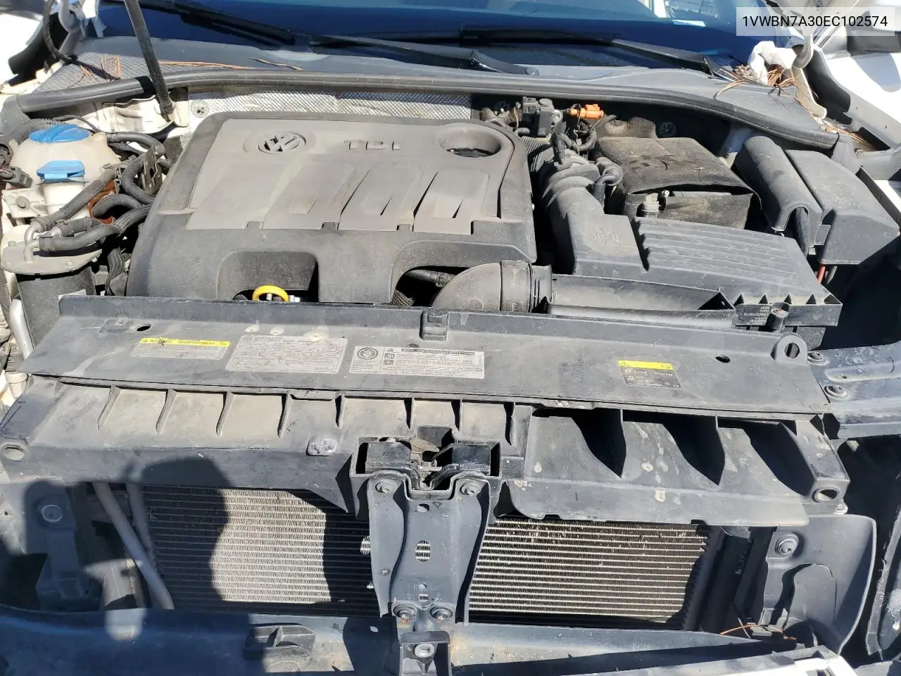 1VWBN7A30EC102574 2014 Volkswagen Passat Se