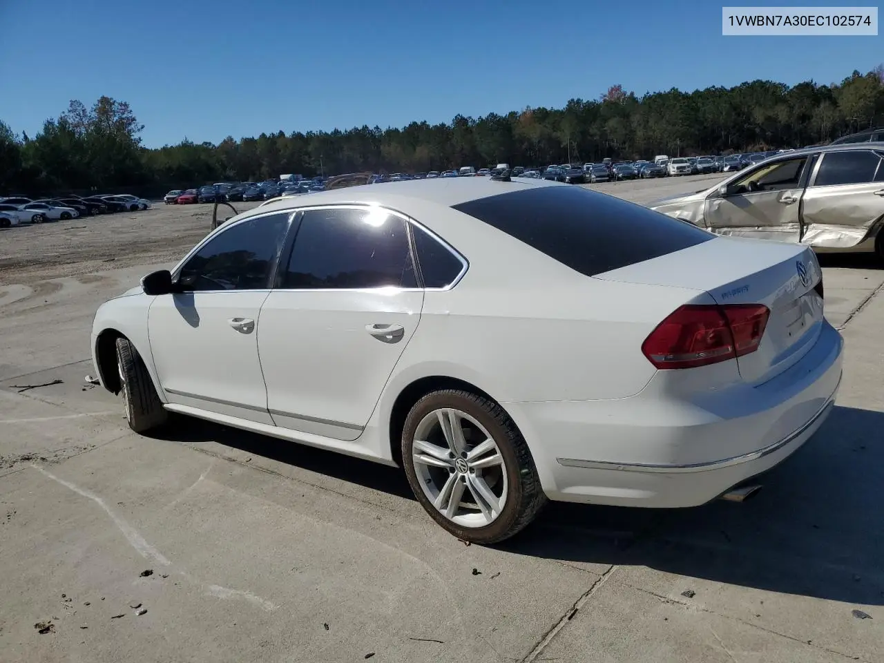 1VWBN7A30EC102574 2014 Volkswagen Passat Se