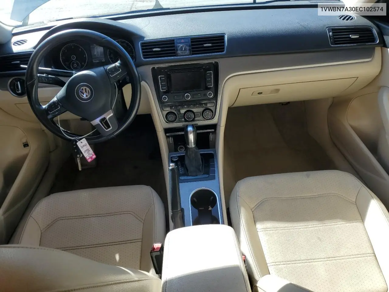 1VWBN7A30EC102574 2014 Volkswagen Passat Se