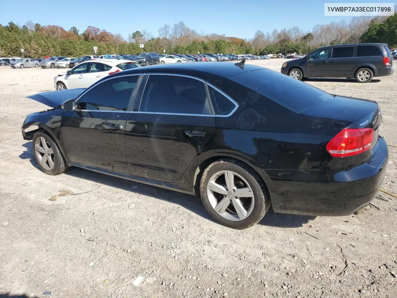1VWBP7A33EC017898 2014 Volkswagen Passat Se