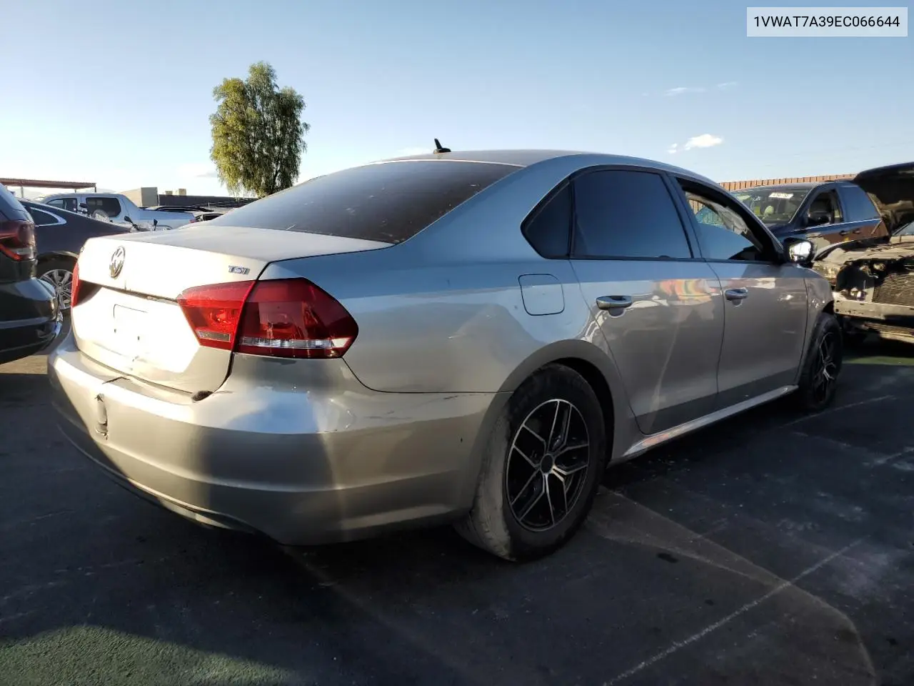 1VWAT7A39EC066644 2014 Volkswagen Passat S