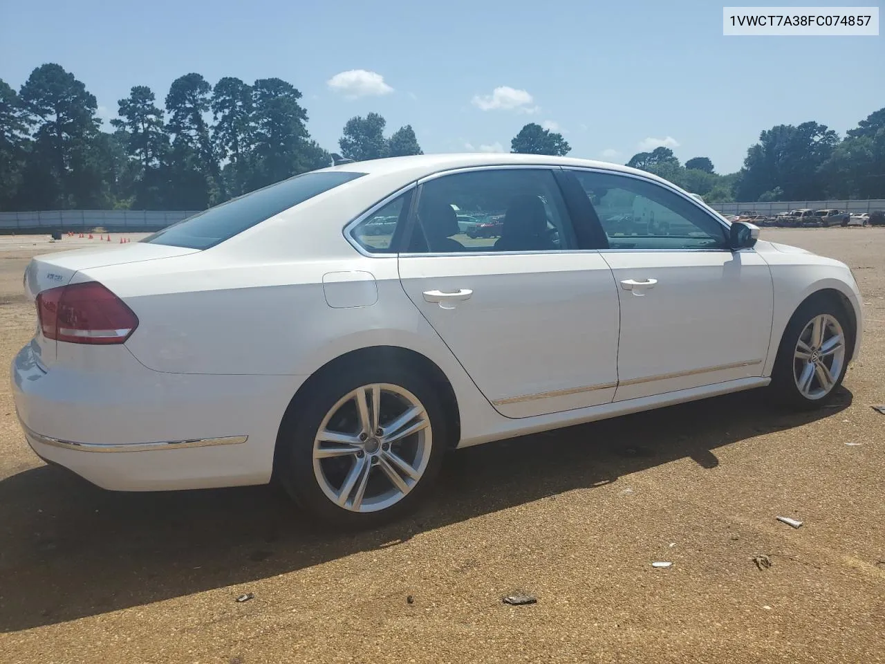 1VWCT7A38FC074857 2015 Volkswagen Passat Sel