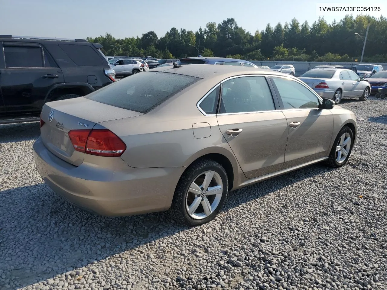 1VWBS7A33FC054126 2015 Volkswagen Passat Se