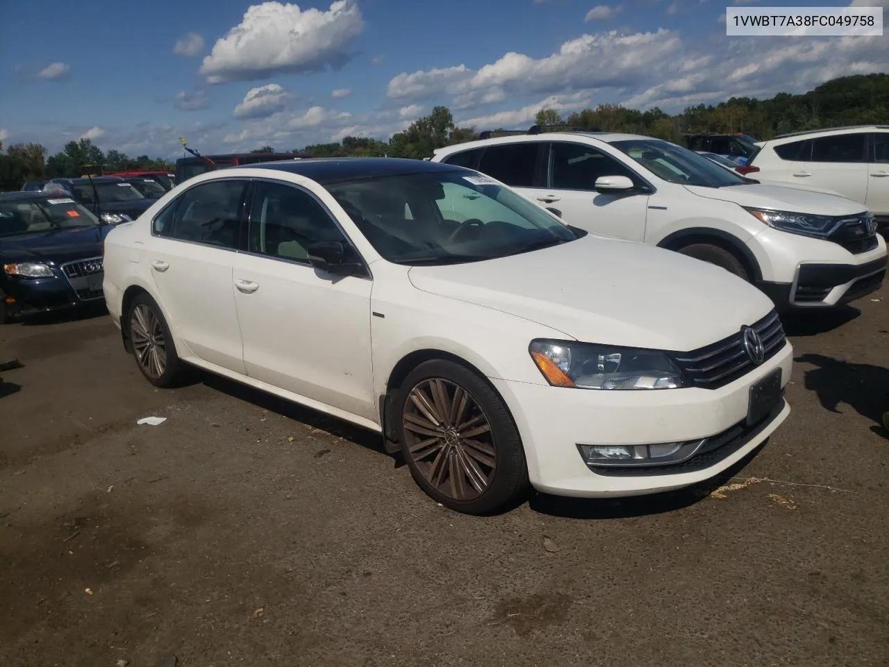 1VWBT7A38FC049758 2015 Volkswagen Passat Se