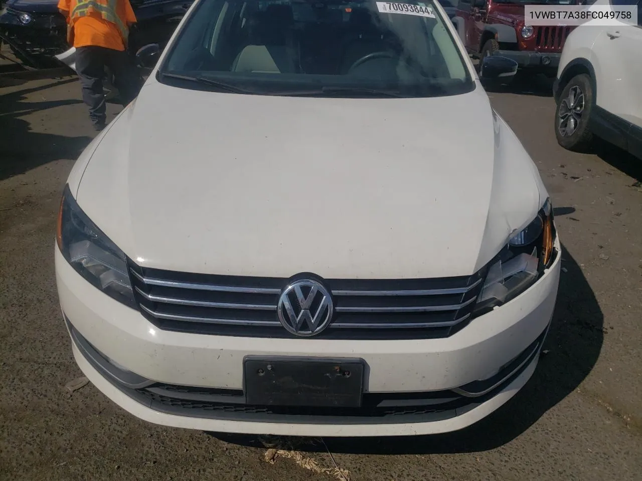 1VWBT7A38FC049758 2015 Volkswagen Passat Se