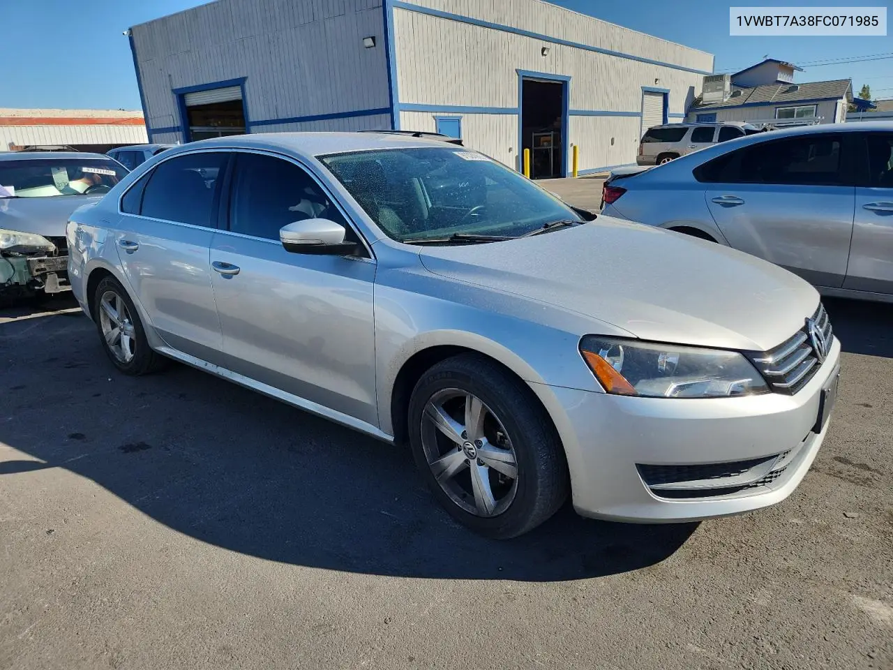 1VWBT7A38FC071985 2015 Volkswagen Passat Se