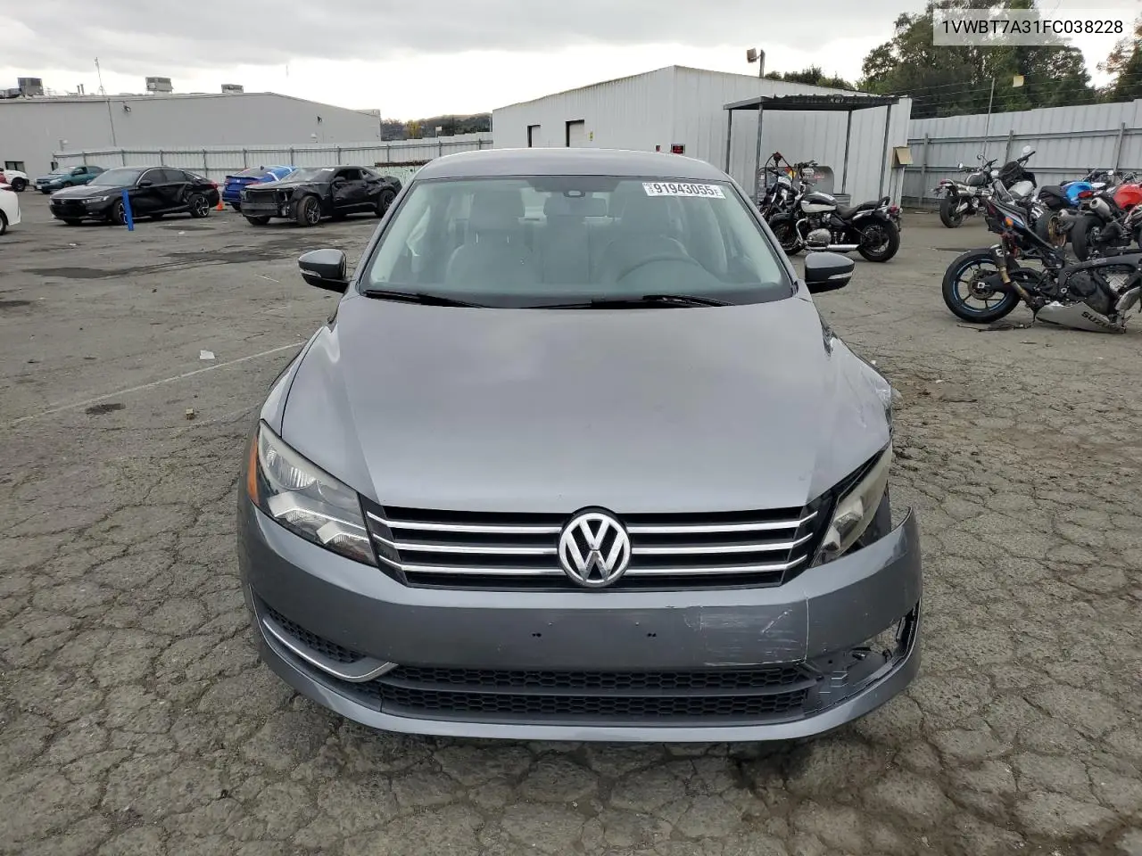 1VWBT7A31FC038228 2015 Volkswagen Passat Se