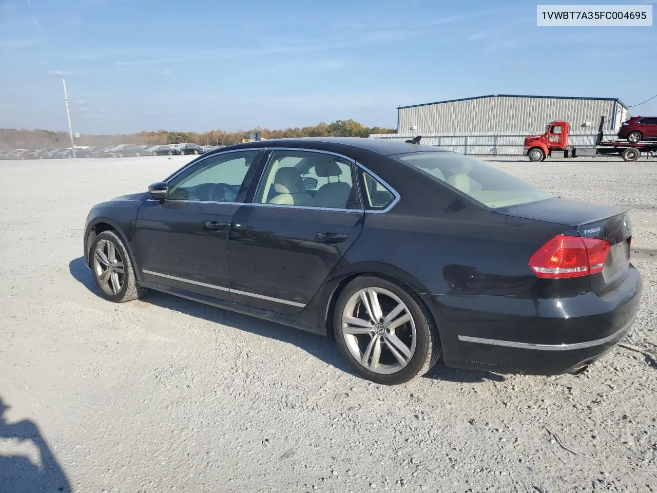 1VWBT7A35FC004695 2015 Volkswagen Passat Se