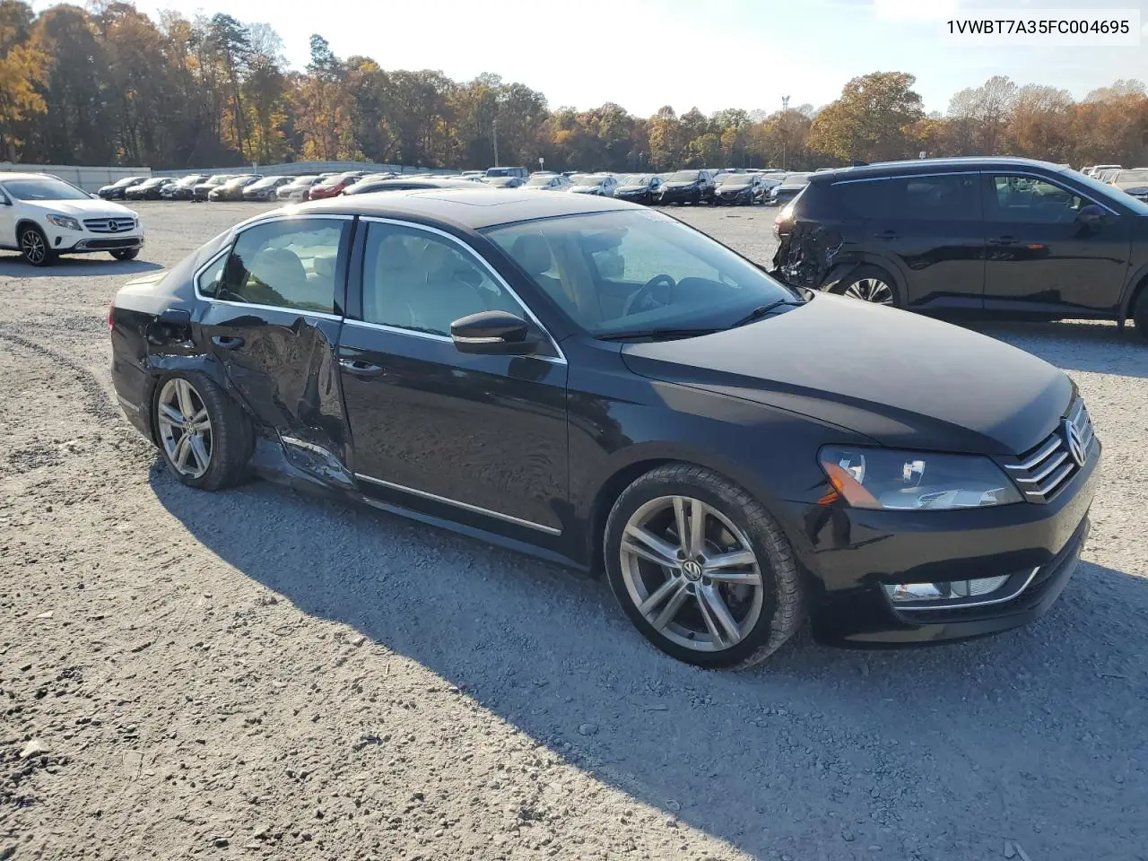 1VWBT7A35FC004695 2015 Volkswagen Passat Se