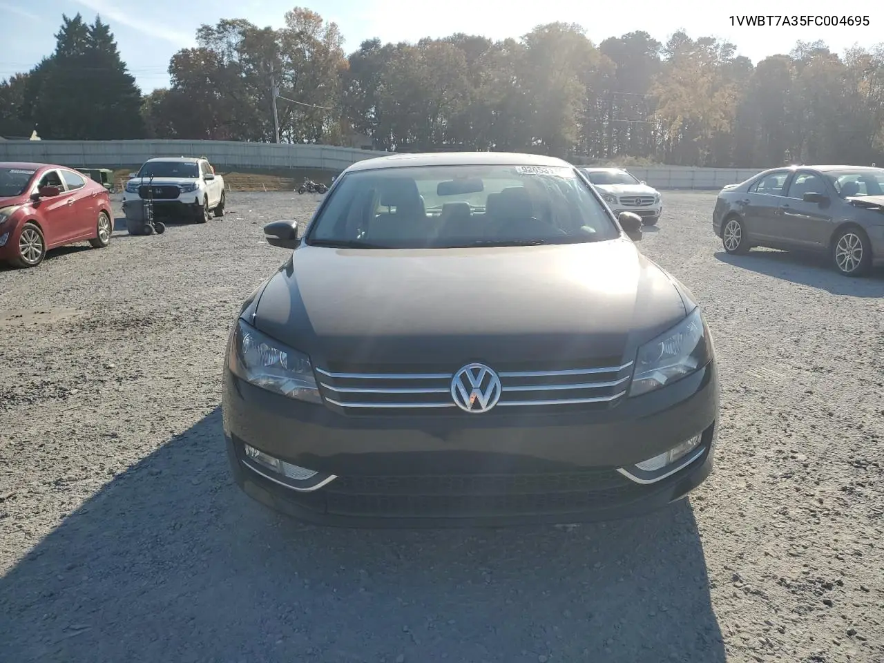 1VWBT7A35FC004695 2015 Volkswagen Passat Se