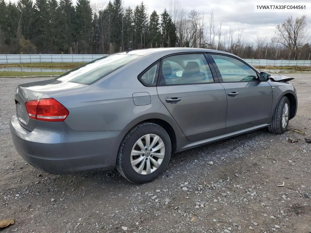 1VWAT7A33FC044561 2015 Volkswagen Passat S
