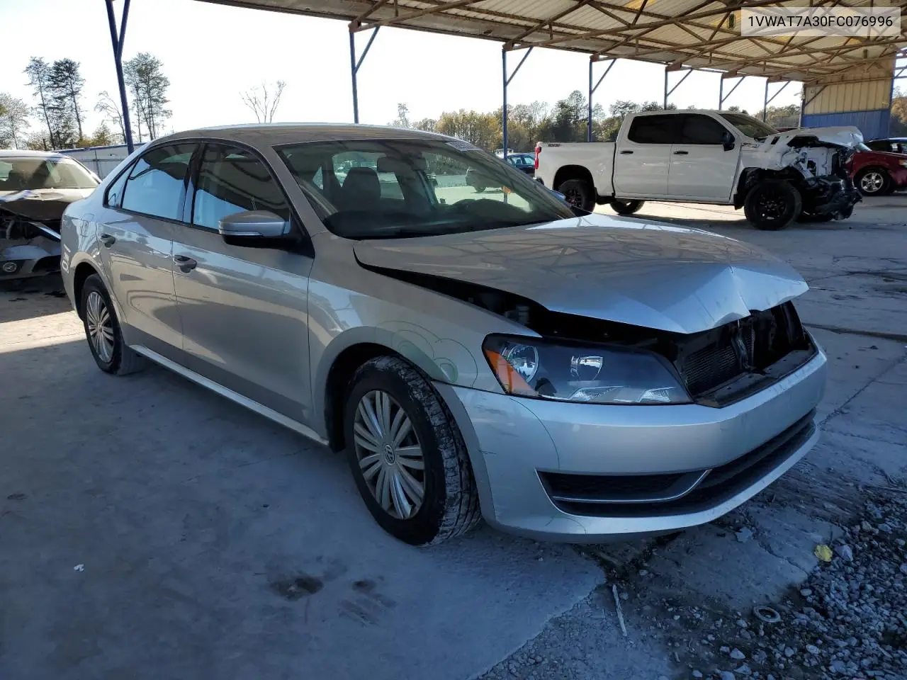 1VWAT7A30FC076996 2015 Volkswagen Passat S