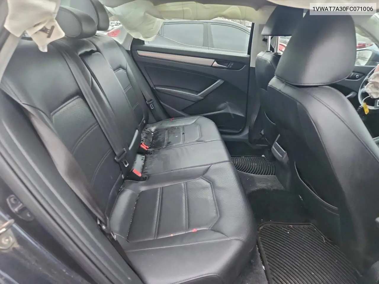 1VWAT7A30FC071006 2015 Volkswagen Passat S