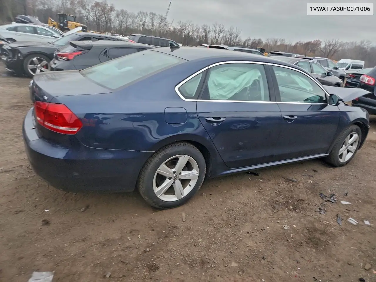 1VWAT7A30FC071006 2015 Volkswagen Passat S