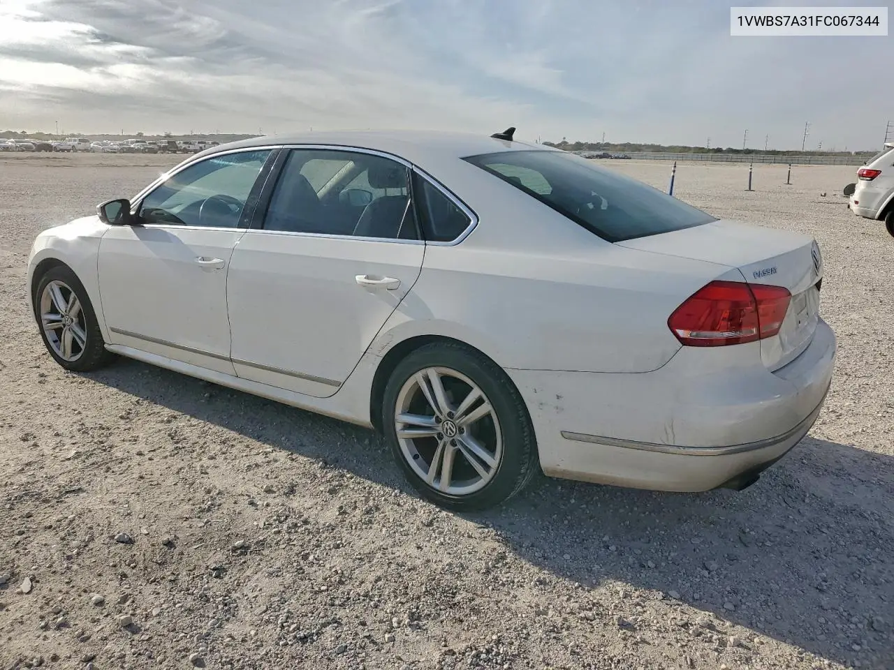 1VWBS7A31FC067344 2015 Volkswagen Passat Se