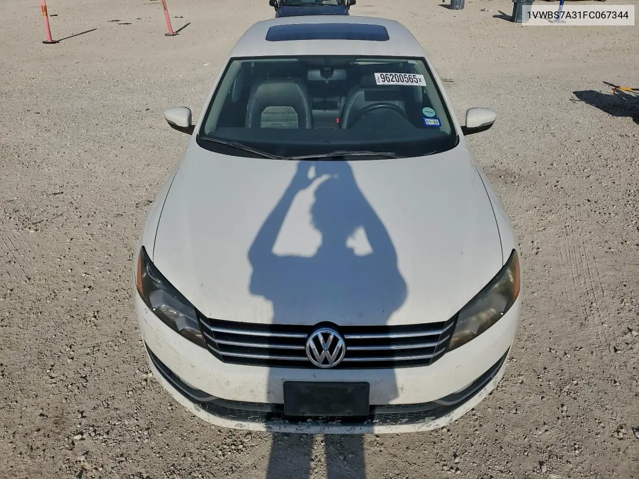 1VWBS7A31FC067344 2015 Volkswagen Passat Se