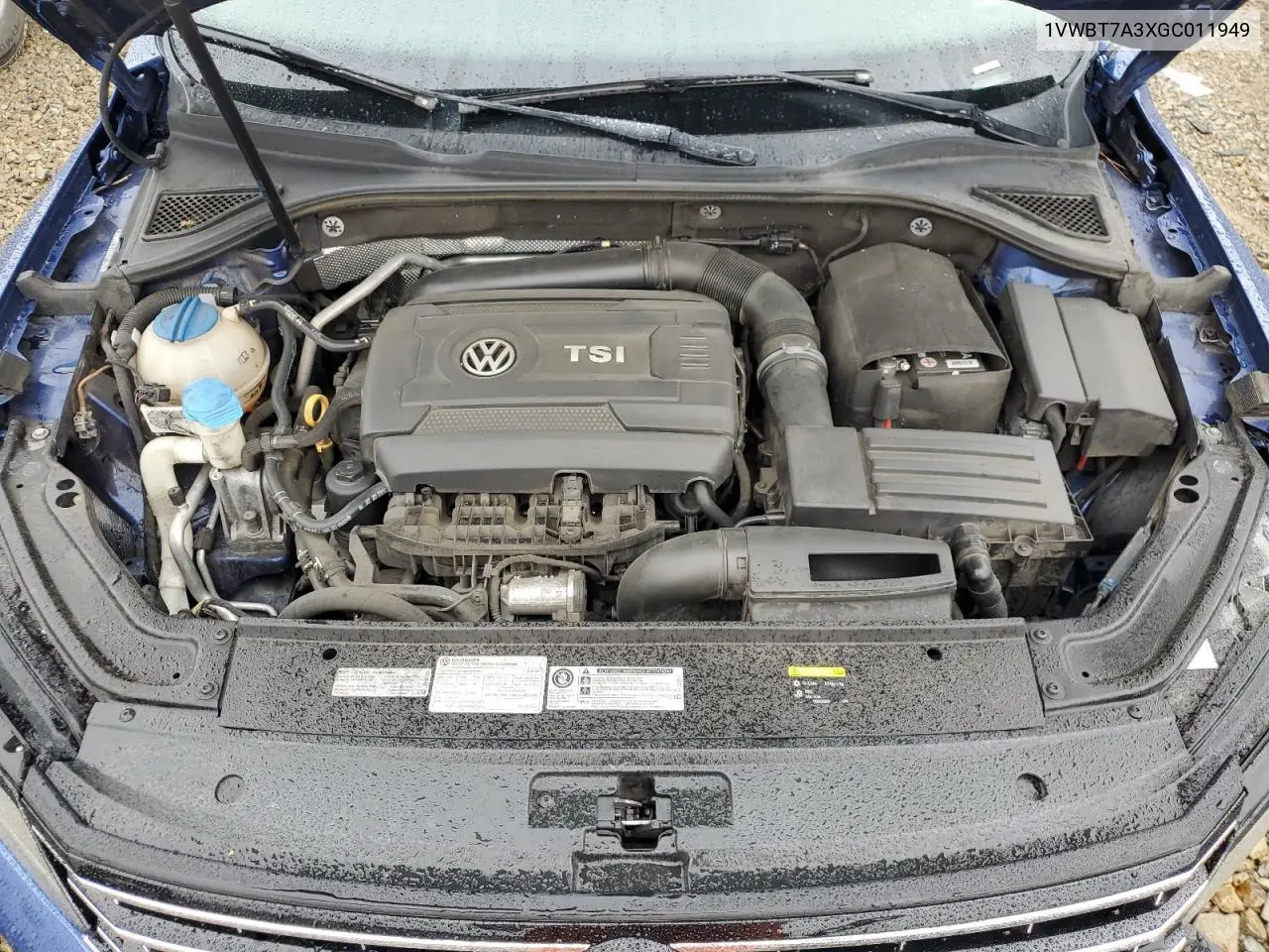 1VWBT7A3XGC011949 2016 Volkswagen Passat Se