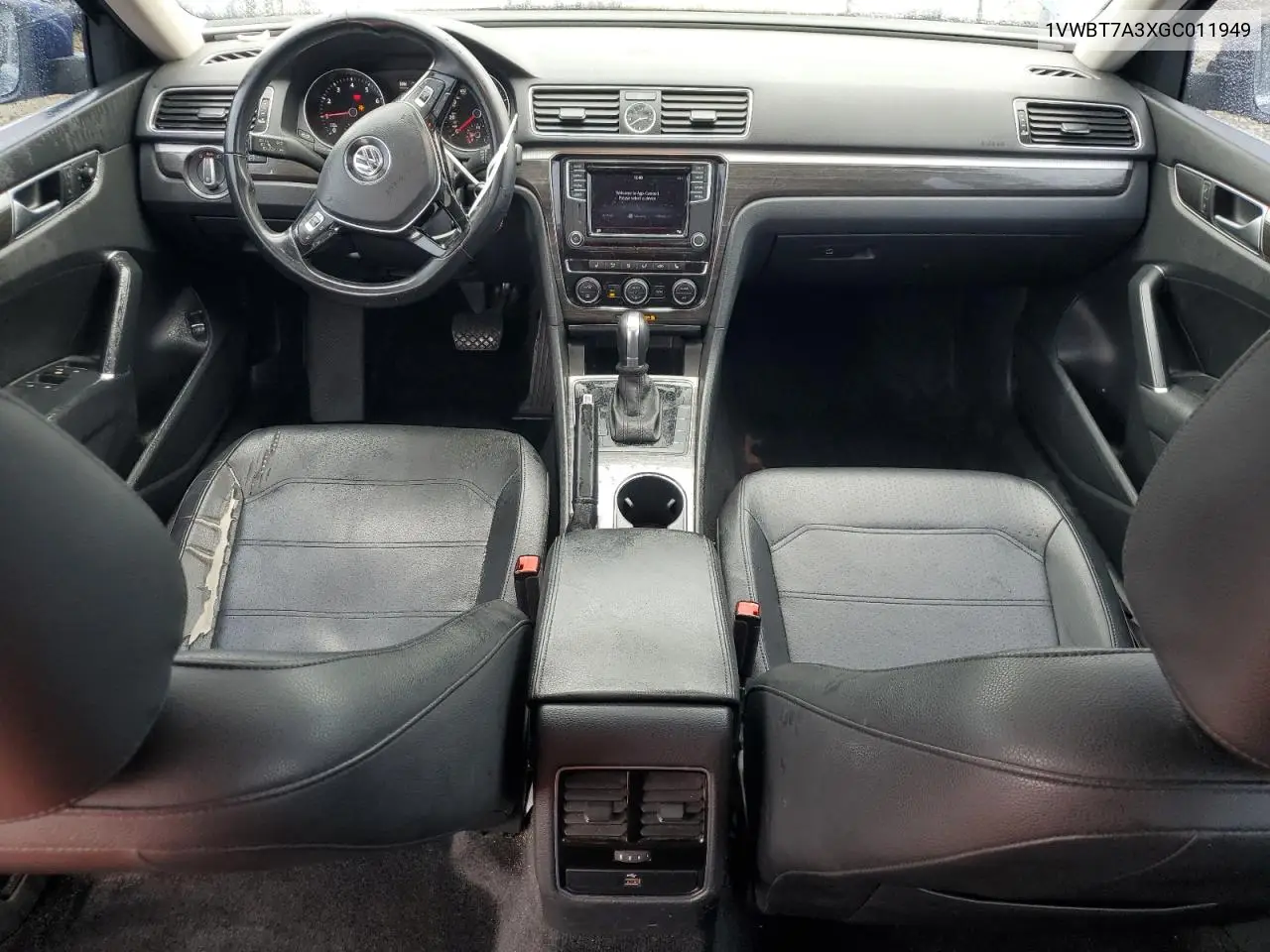 1VWBT7A3XGC011949 2016 Volkswagen Passat Se