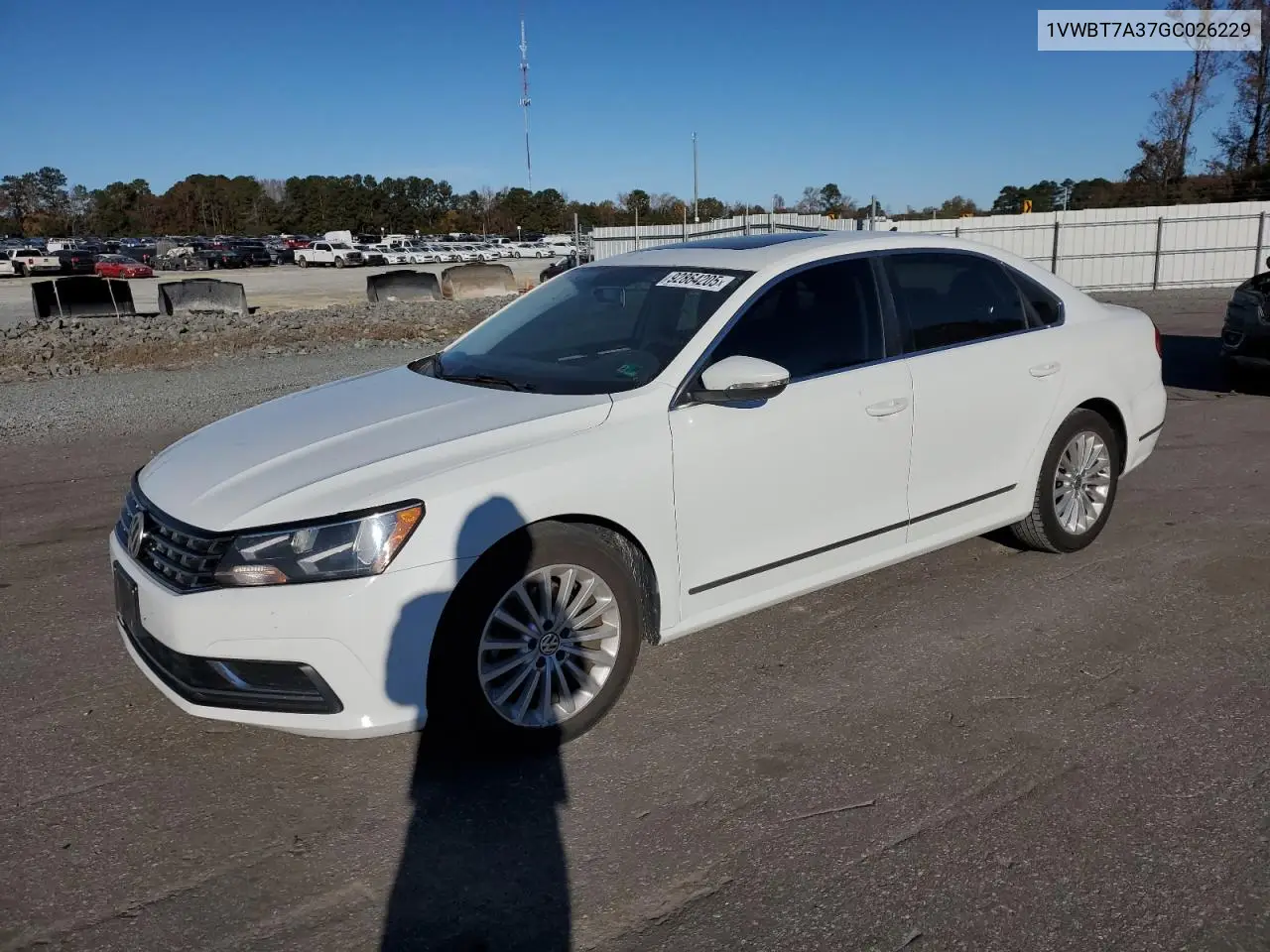 1VWBT7A37GC026229 2016 Volkswagen Passat Se