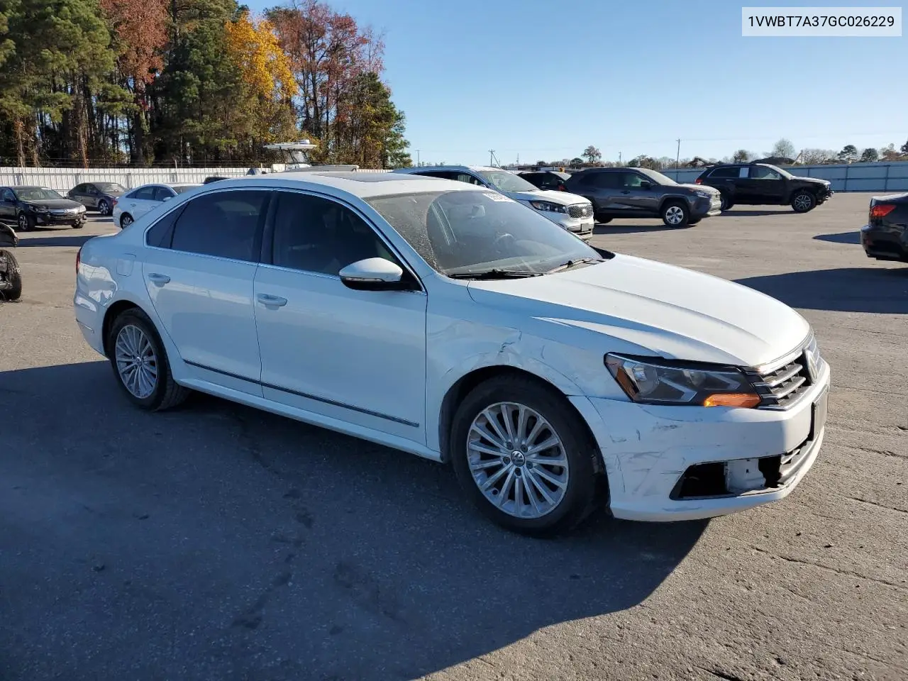 1VWBT7A37GC026229 2016 Volkswagen Passat Se