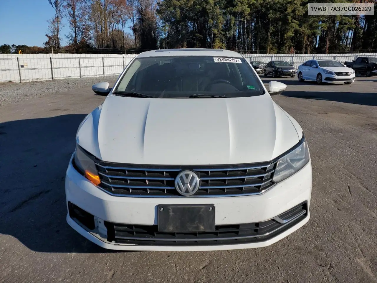 1VWBT7A37GC026229 2016 Volkswagen Passat Se