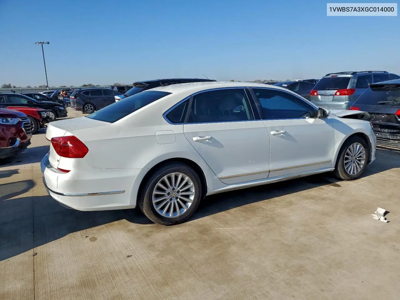 1VWBS7A3XGC014000 2016 Volkswagen Passat Se