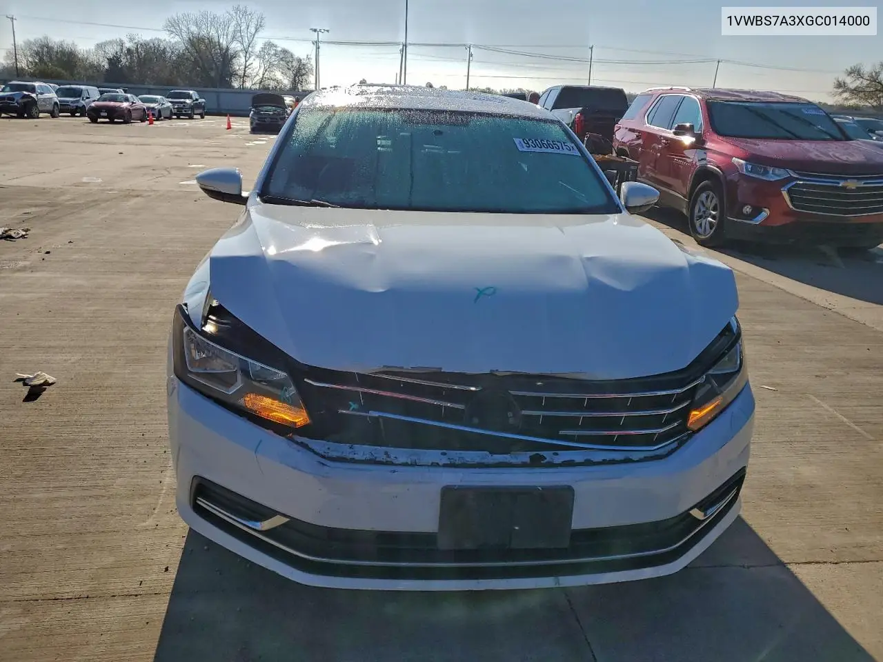1VWBS7A3XGC014000 2016 Volkswagen Passat Se