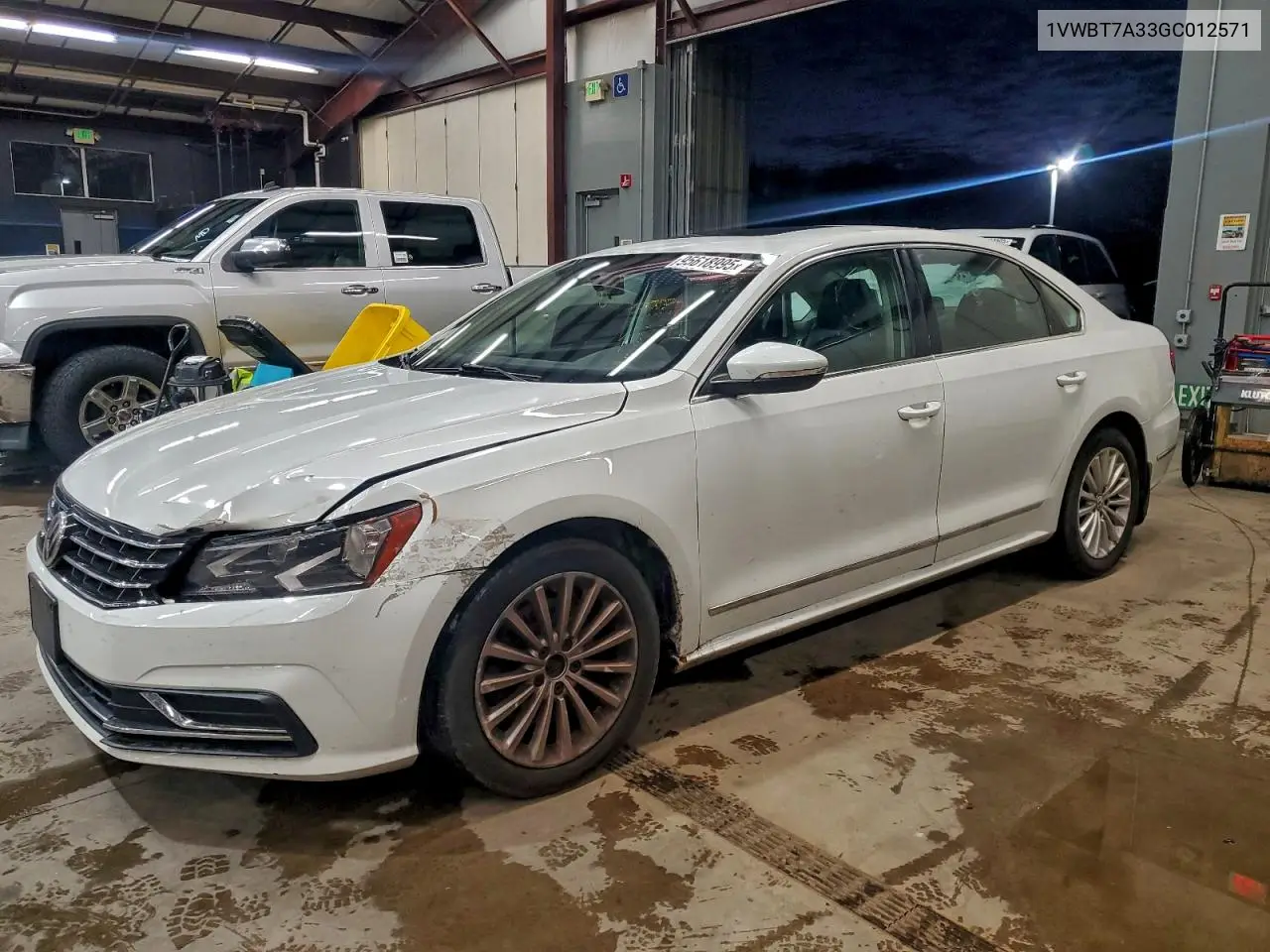 1VWBT7A33GC012571 2016 Volkswagen Passat Se