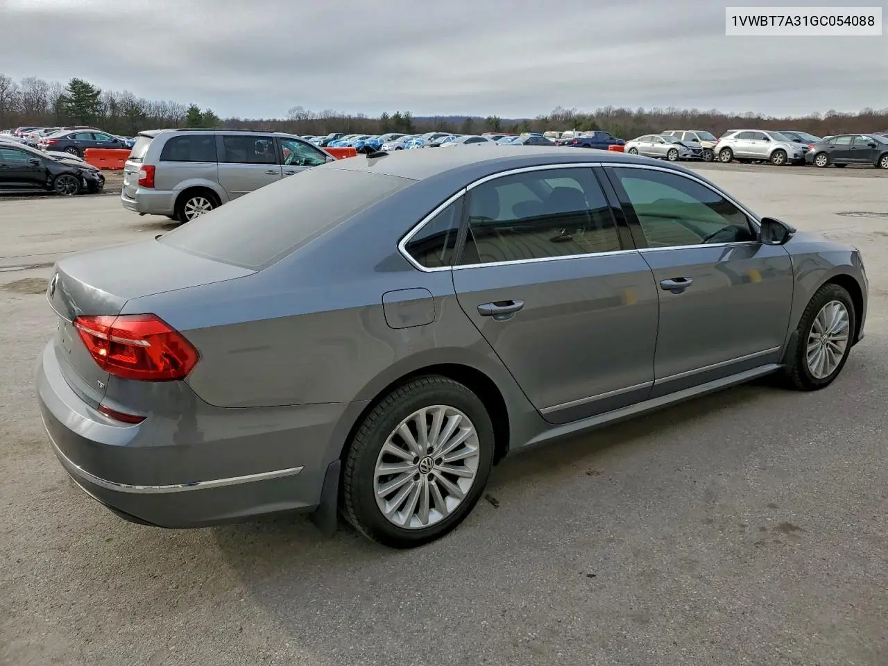 1VWBT7A31GC054088 2016 Volkswagen Passat Se