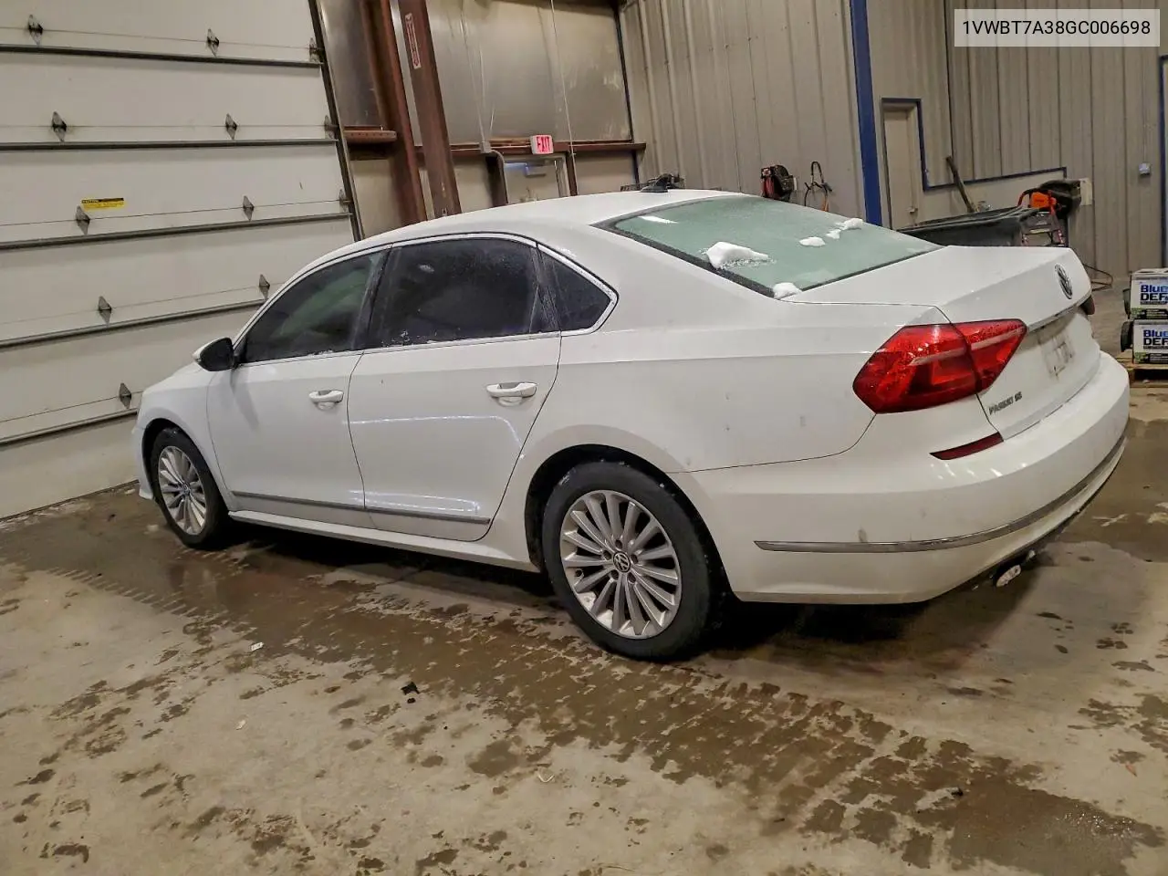 1VWBT7A38GC006698 2016 Volkswagen Passat Se