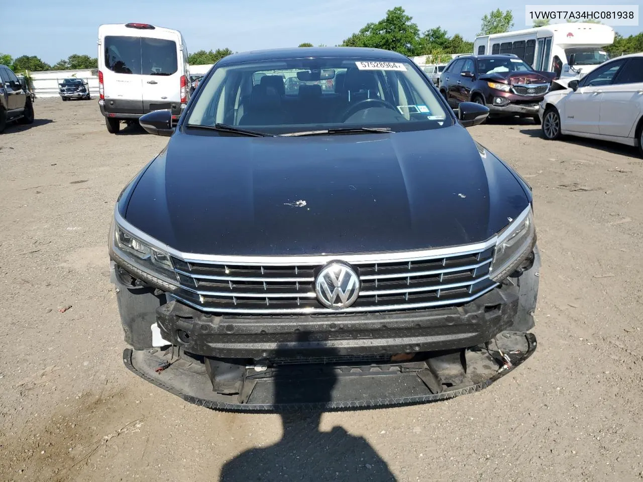 1VWGT7A34HC081938 2017 Volkswagen Passat Se