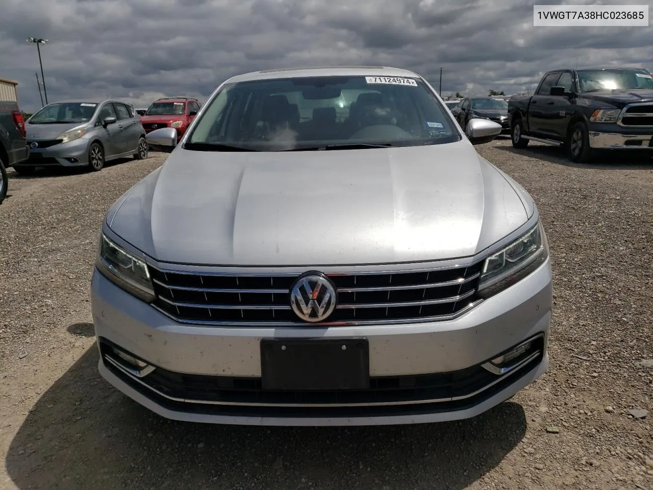 1VWGT7A38HC023685 2017 Volkswagen Passat Se