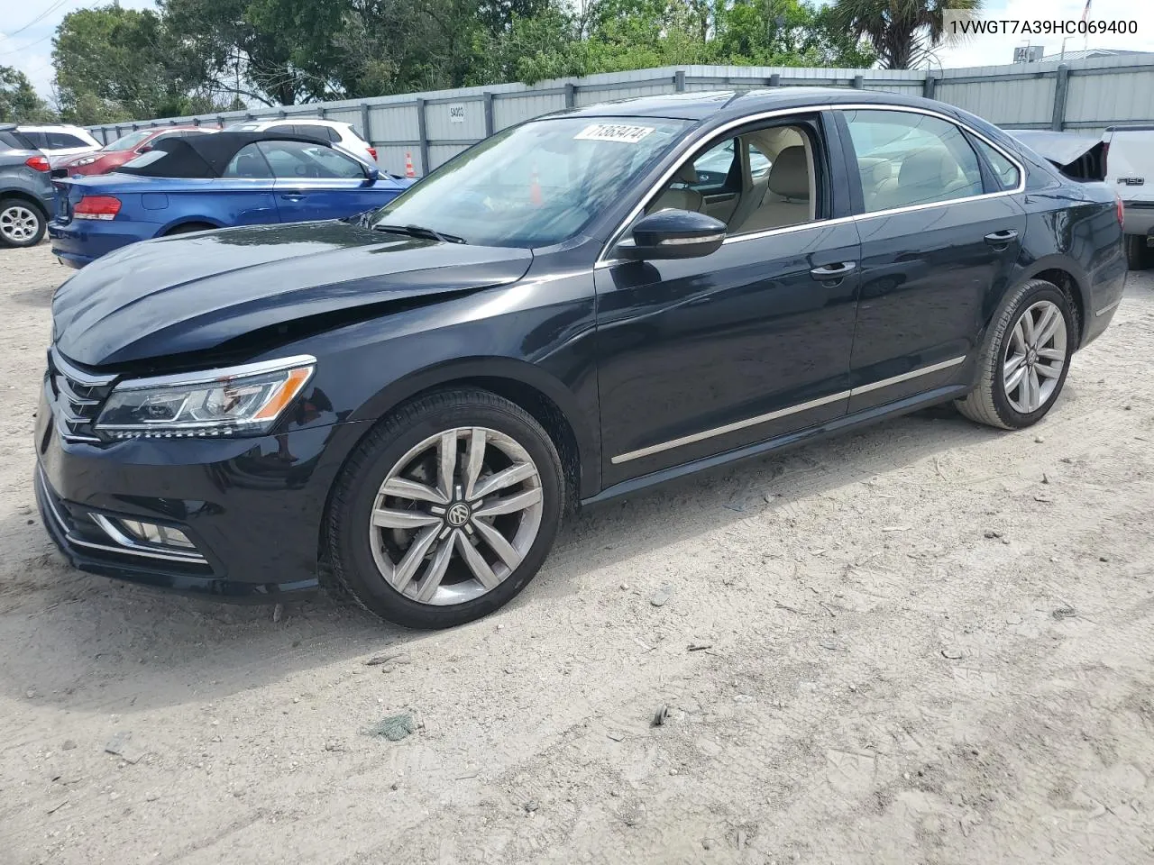 1VWGT7A39HC069400 2017 Volkswagen Passat Se