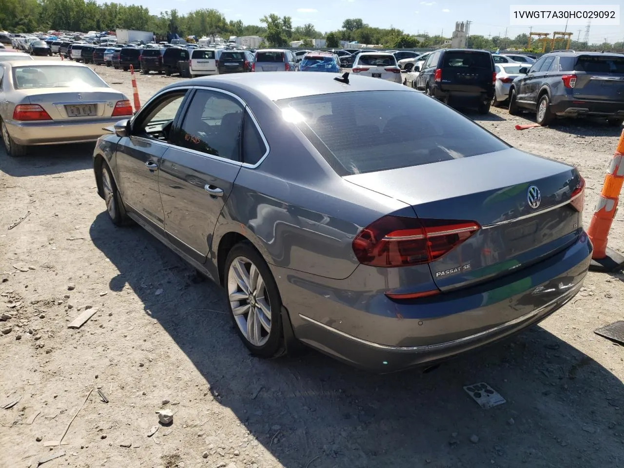 1VWGT7A30HC029092 2017 Volkswagen Passat Se