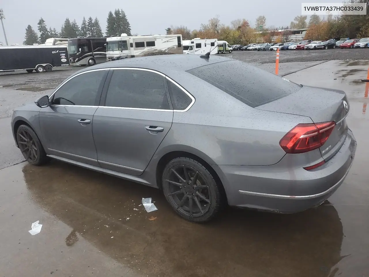 1VWBT7A37HC033439 2017 Volkswagen Passat Se
