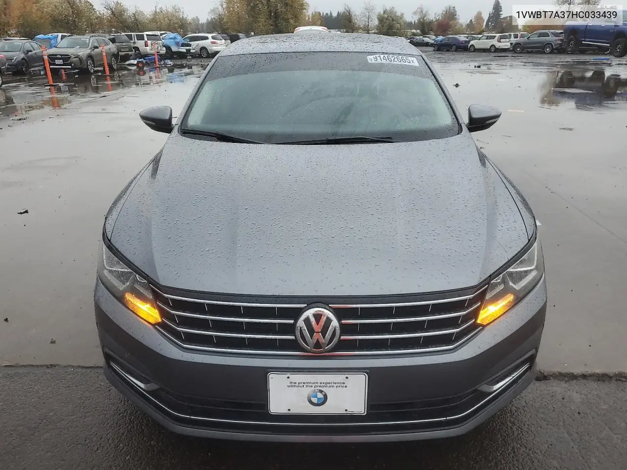 1VWBT7A37HC033439 2017 Volkswagen Passat Se