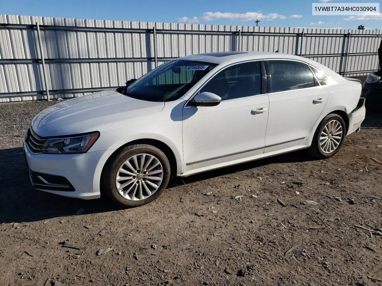 1VWBT7A34HC030904 2017 Volkswagen Passat Se